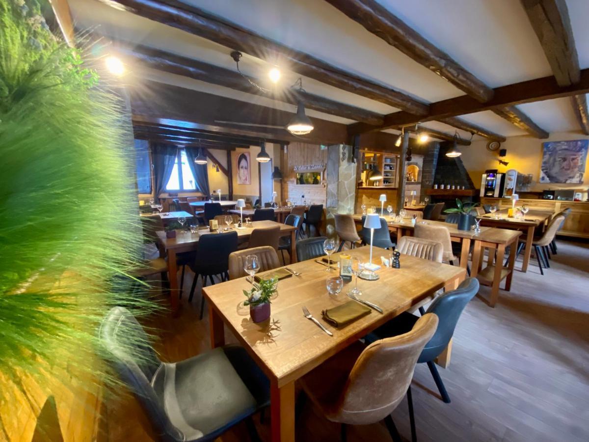 Logis Hotel Les Ancolies Areches Exterior photo