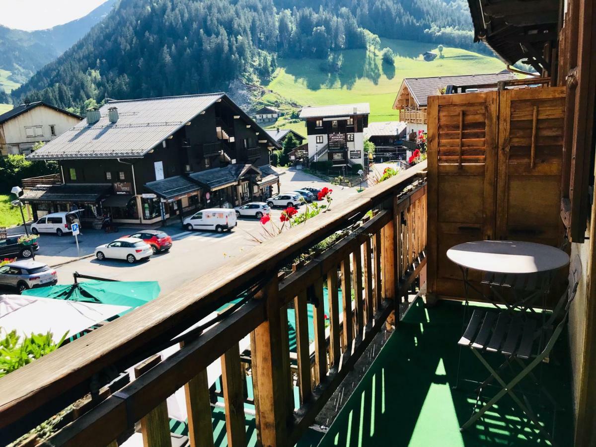 Logis Hotel Les Ancolies Areches Exterior photo